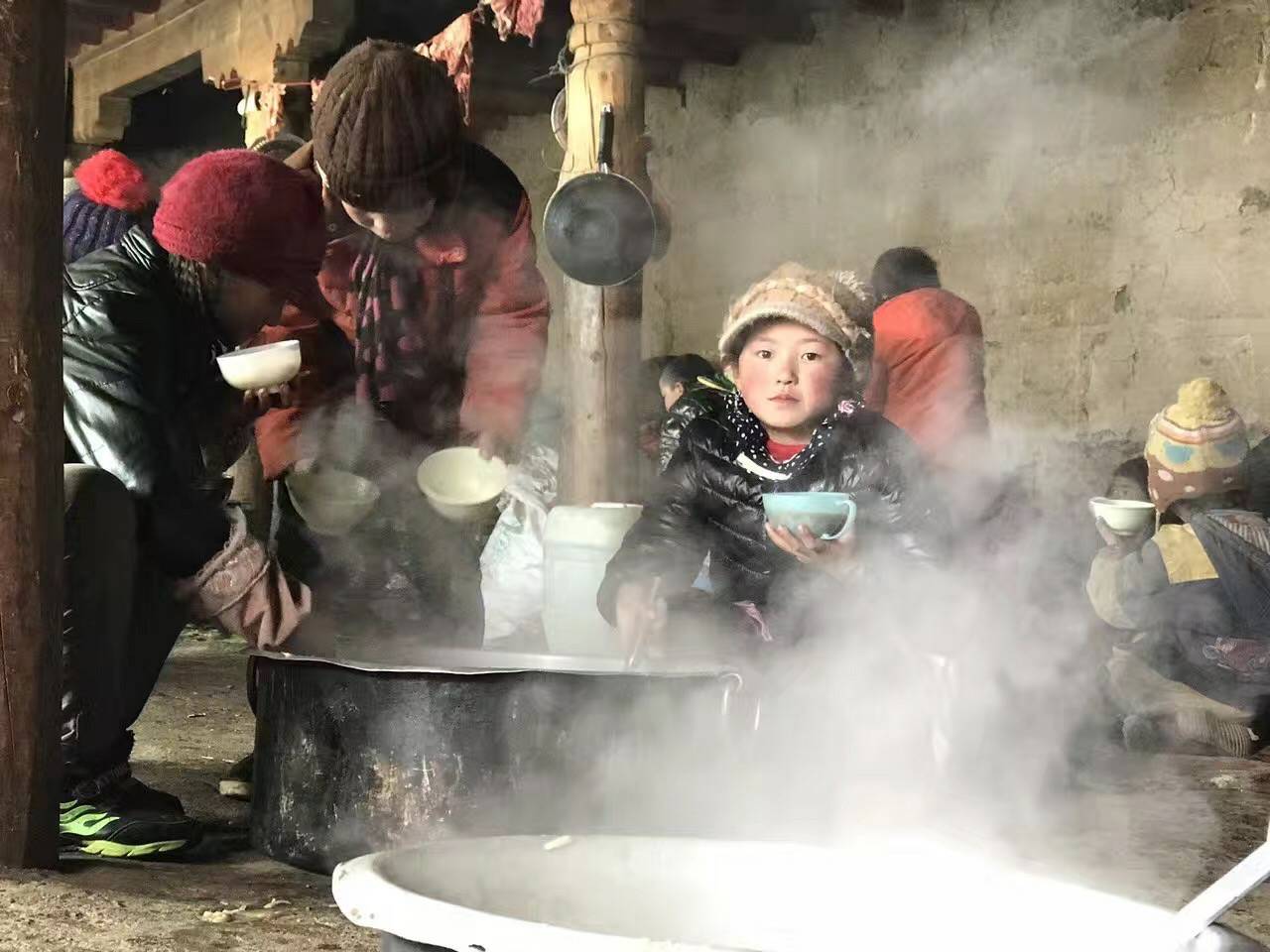 博业体育平台登录官网(中国)官方网站公益回顾丨家国同欢月同圆 温暖满载甘孜州(图10)