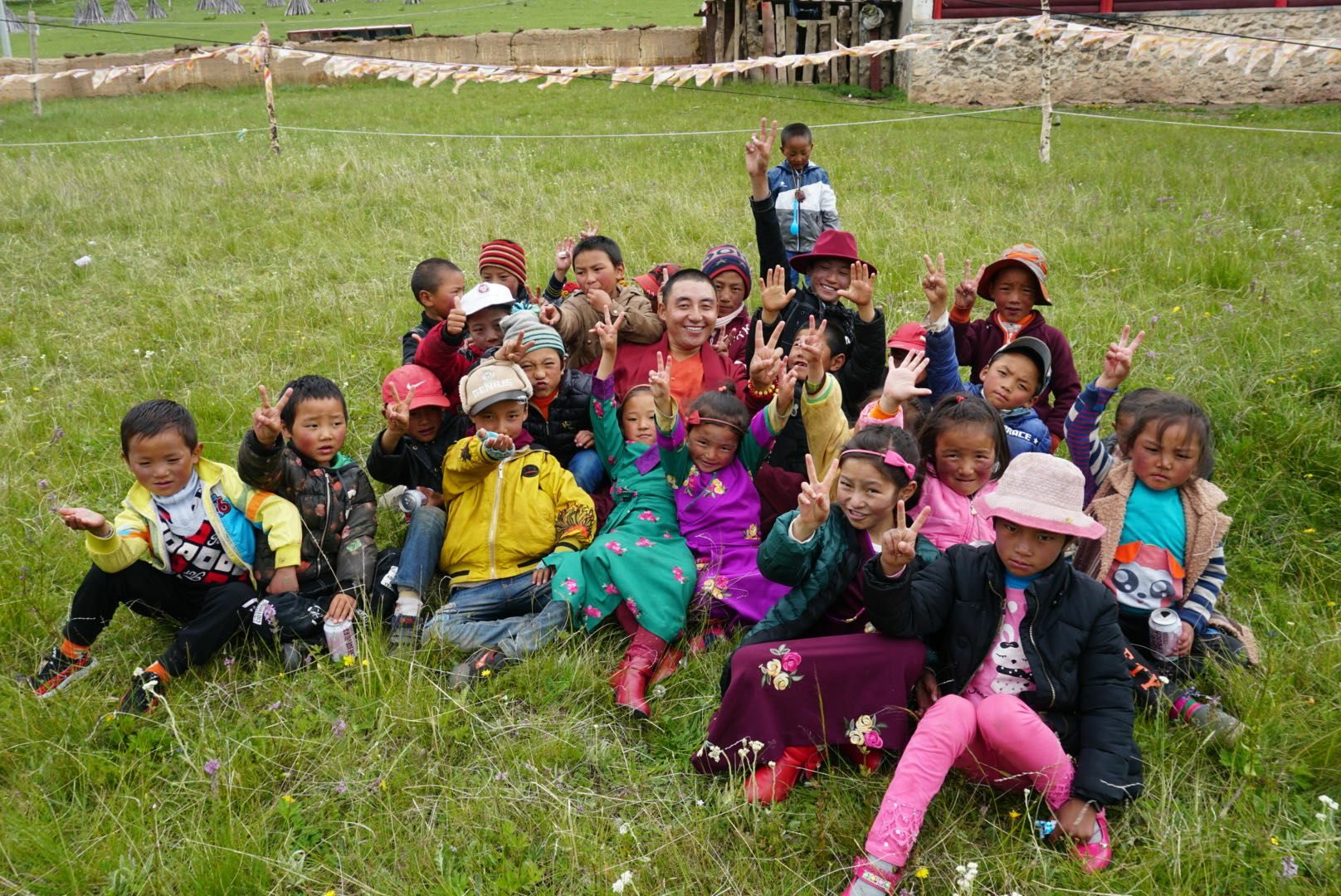 博业体育平台登录官网(中国)官方网站公益回顾丨家国同欢月同圆 温暖满载甘孜州(图14)